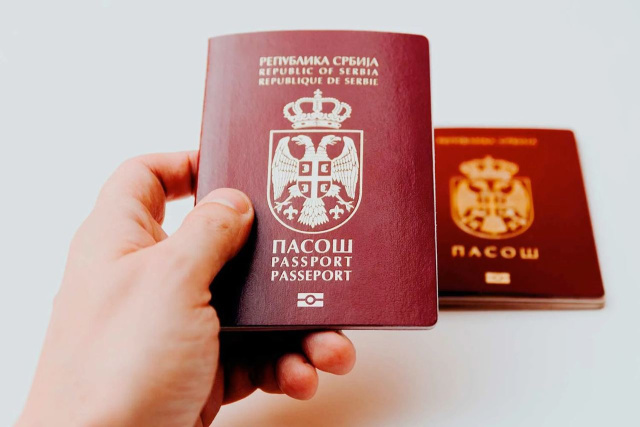 EU daje državljanstvo 160 puta više Rusa nego Srbija — ali Brisel Beogradu zamera politiku naturalizacije